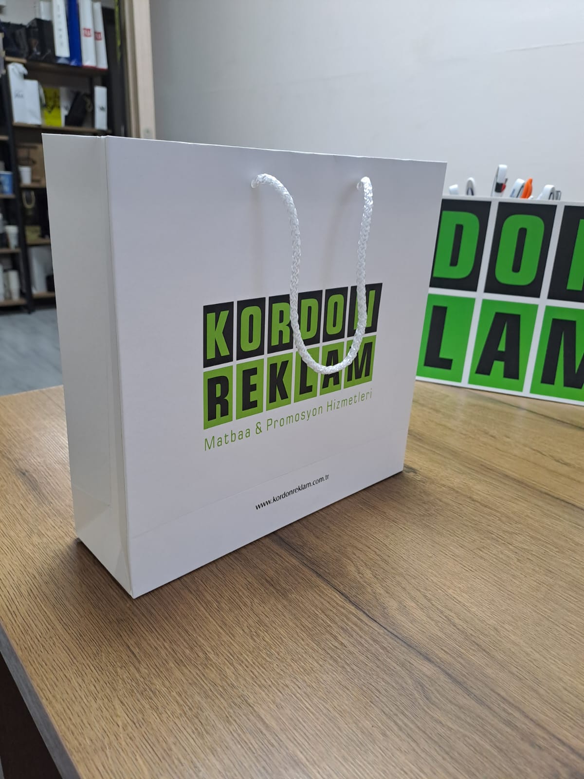 Baskılı Karton Çanta - 1 